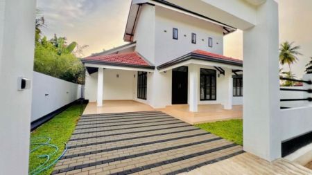 Exterior - Newly Latest Built Luxury Single Story House Sale In Negombo 