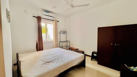 Bedroom - Well Built Nice Garden Good Road Access 4 BR House For Sale Negombo
