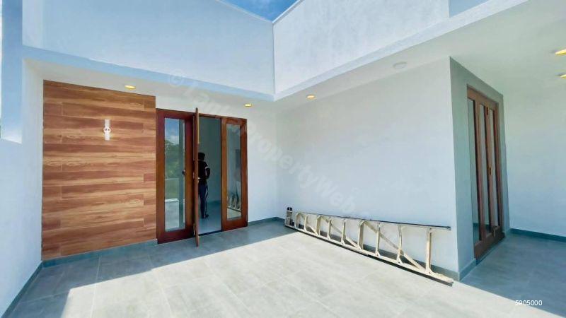 House for sale in Athurugiriya