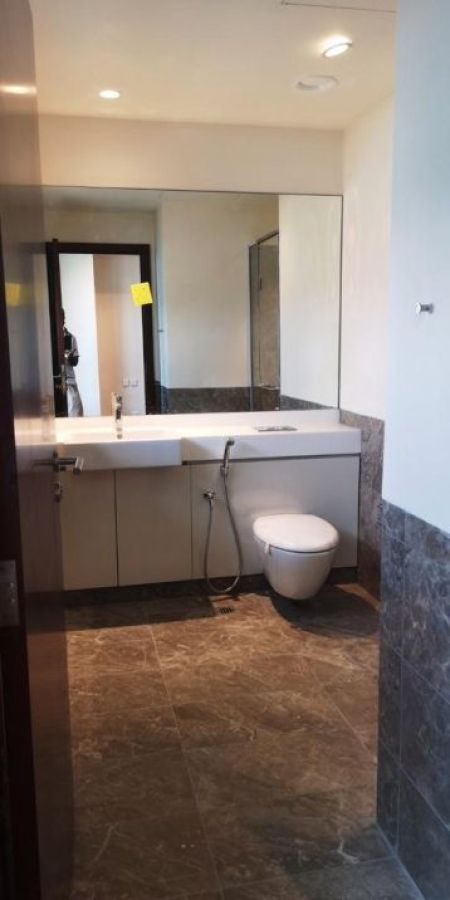 Bathroom - Cinnamon Life - 03 Bedroom Unfurnished Apartment for Sale in Colombo 02 (A387)