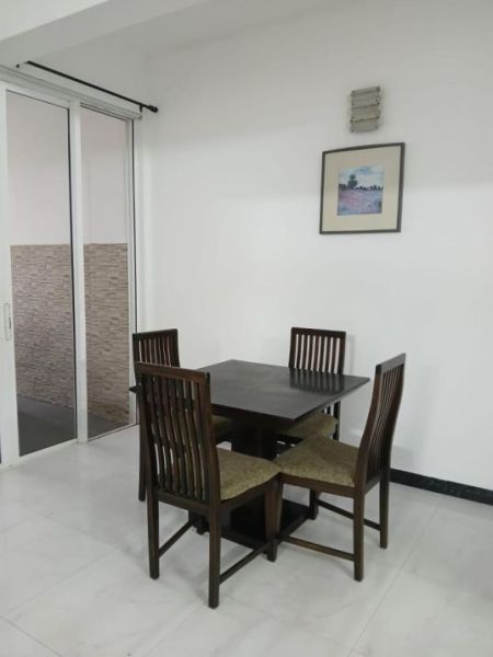 Dining room - Blue Ocean Furnished Apartment For Sale in Mount Lavinia - EA858