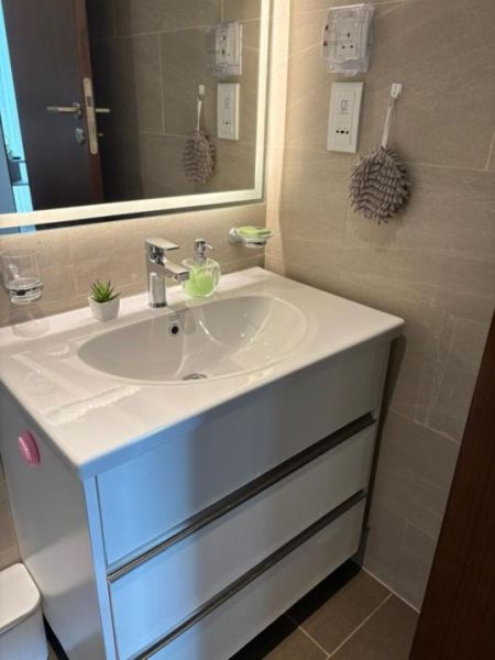 Bathroom - Fully Furnished Apartment for Rent at Trizen Tower 2 – Colombo 02