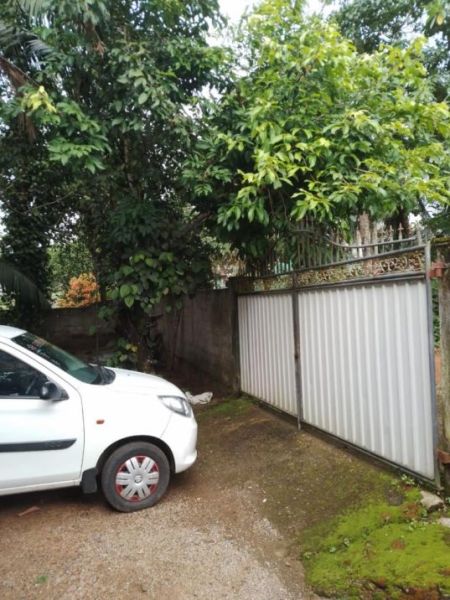 Exterior - තලගල, හොරණ පිහිටි දෙමහල් නිවස ඉක්මනින් විකිණීමට 