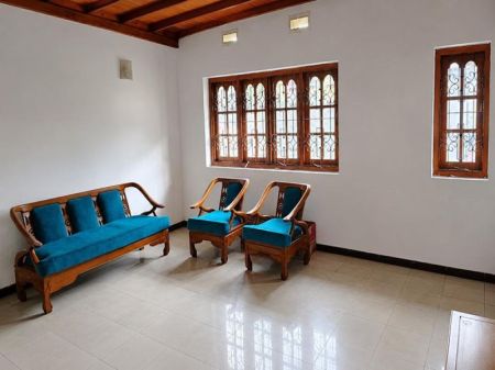 Living Room - Prime 20-Perch Property for Sale in Kotahena, Colombo 13.