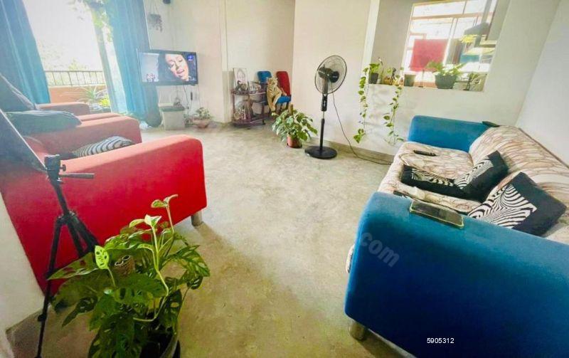 Living Room - Apartment for sale in Battaramulla