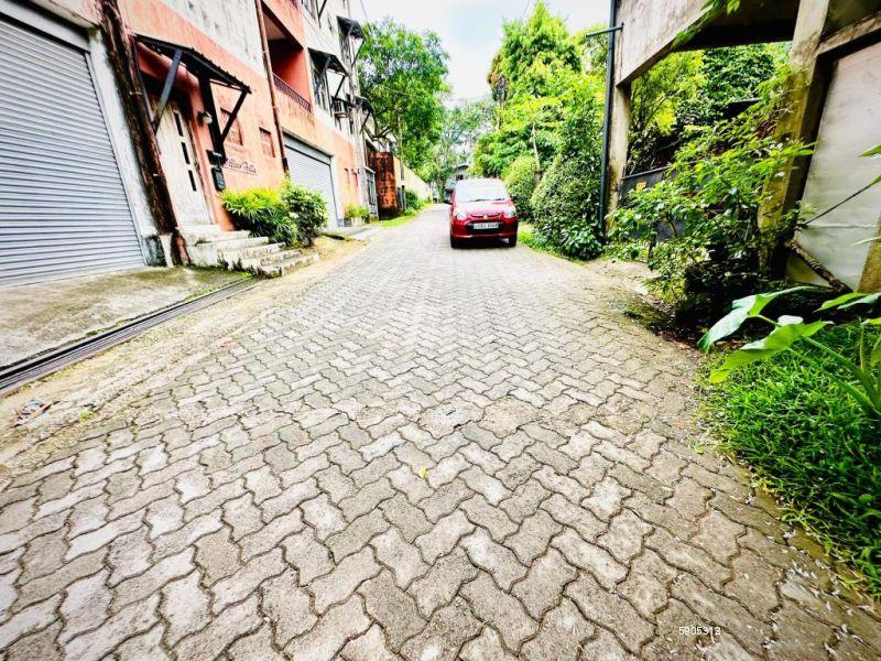 Exterior - Apartment for sale in Battaramulla
