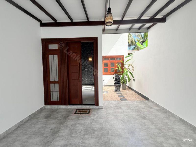 Exterior - House for sale in Malabe