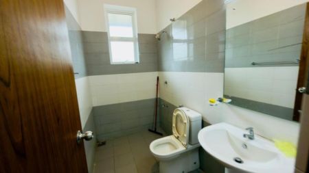 Bathroom - (SAR1201) Furnished Apartment for Rent in Prime Fiero Thalawathugoda