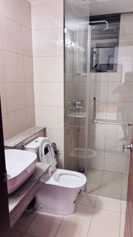 Bathroom - The Residences/furnished/02beds/for rent in Kotte. 