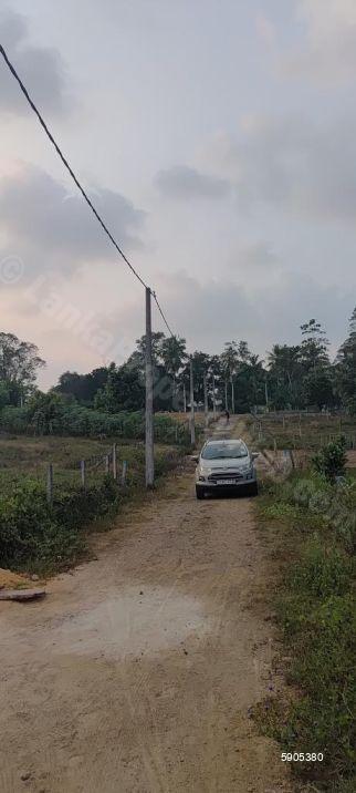 Bare Land for sale in Moronthuduwa