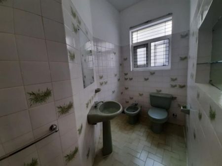 Bathroom - 07 Bedroom Unfurnished House for Rent in Colombo 07 (A1875)