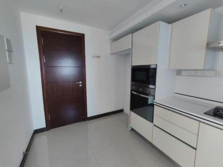Kitchen - Orwell - 03 Bedroom Unfurnished Apartment for Rent in Colombo 03 (A1389)-RENTED