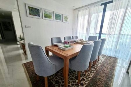 Dining room - Capitol TwinPeaks - 04 Bedroom Unfurnished Apartment for Sale in Colombo 02 (A3444)