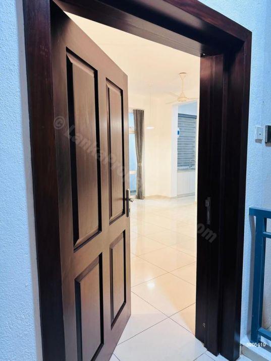 Apartment for sale in Colombo 5