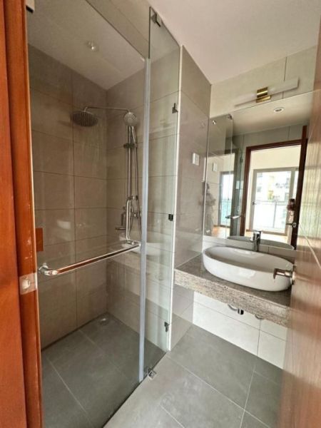 Bathroom - 96 Residencies/Brand new/River&Road views/02beds/for sale in Kotte. 