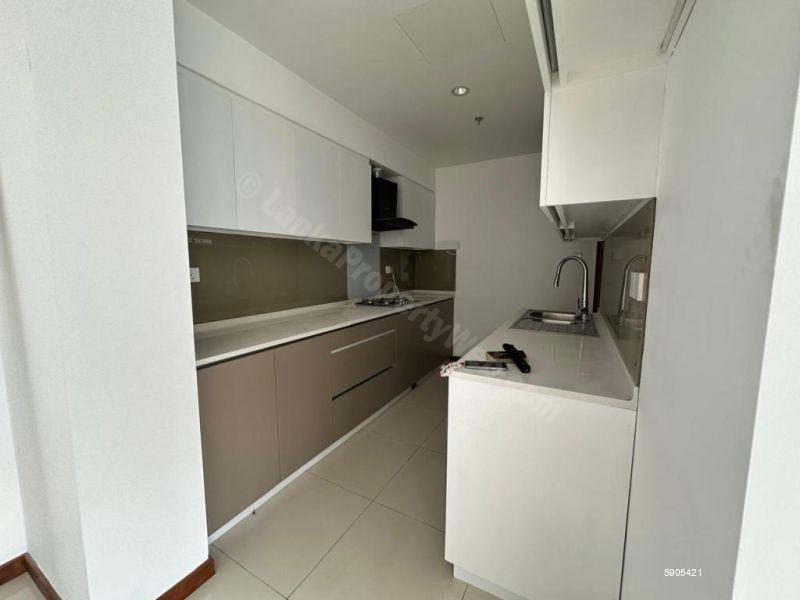 Kitchen - Apartment for sale in Ethul Kotte