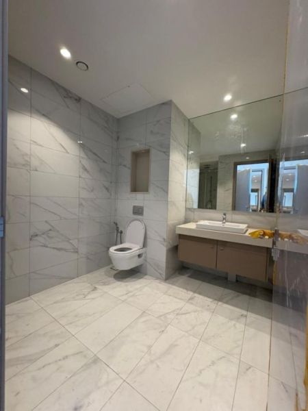 Bathroom - Ref(P-KALE-861)Luxury Apartment for Rent at 606 The Address – Colombo 03