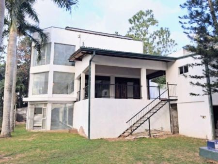 Exterior - 4 Bedroom House for Sale - Thalahena Malabe | LKR 80,000,000 (EM648)