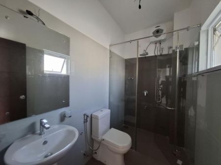 Bathroom - Canterbury Golf 2 Storey Brand New House For Rent in Piliyandala - EH267