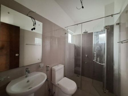 Bathroom - Canterbury Golf 2 Storey Brand New House For Rent in Piliyandala - EH267