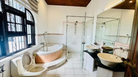 Bathroom - Two Story House For Sale in Malabe - EH310