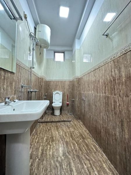 Bathroom - 3 Bedroom Apartment for Rent in Colombo 4