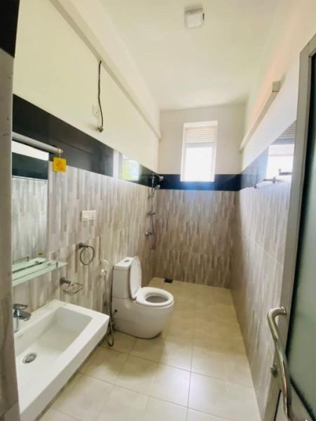 Bathroom - Luxury House for Sale in Rajagiriya -PDH323