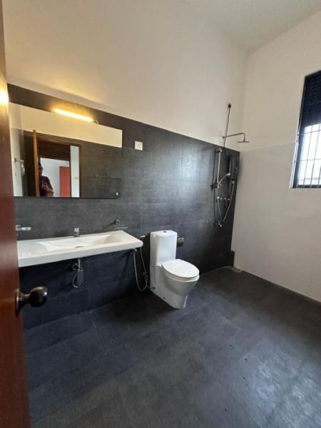 Bathroom - 3 Story House for Sale in Mount Lavinia - PDH239