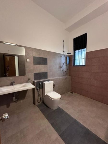 Bathroom - 3 Story House for Sale in Mount Lavinia - PDH239