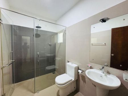 Bathroom - Canterbury Golf 2 Storey Brand New House For Sale in Piliyandala - EH361