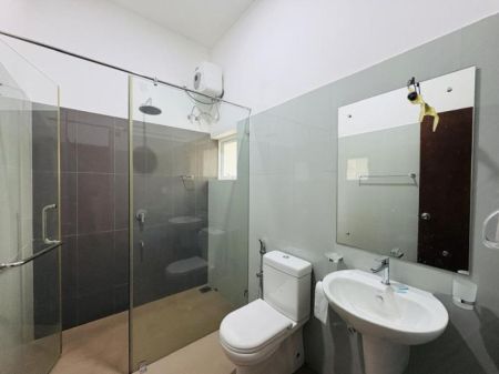 Bathroom - Canterbury Golf 2 Storey Brand New House For Sale in Piliyandala - EH361