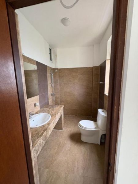 Bathroom - Melbourne/ Sea&Lake view/3 beds/for sale in Moratuwa