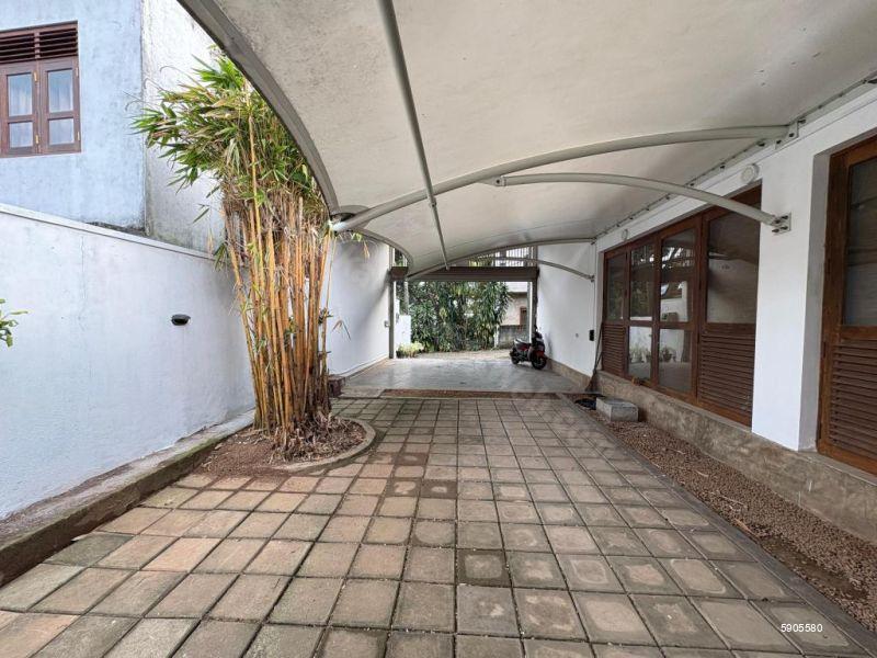 House for sale in Nugegoda