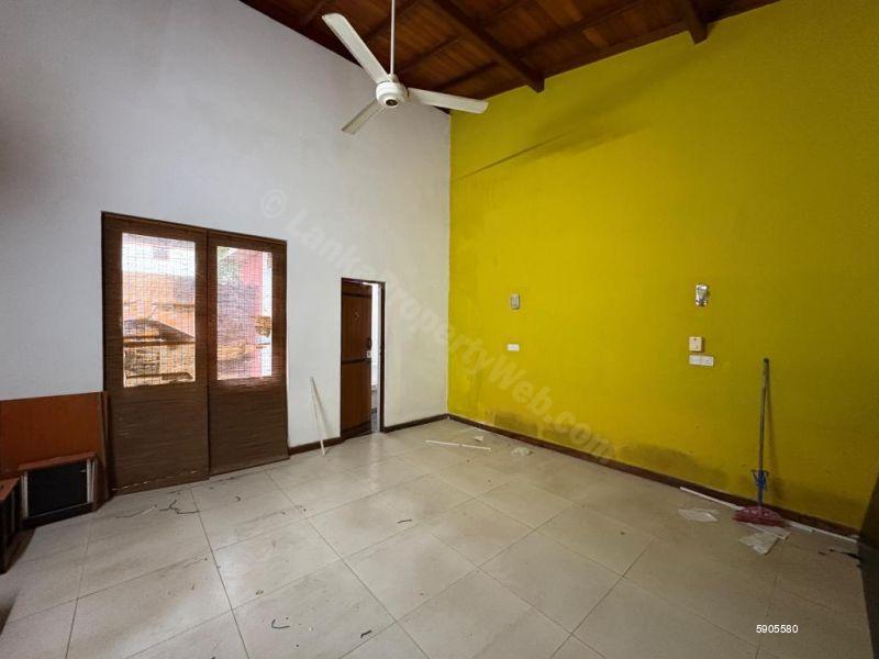 House for sale in Nugegoda