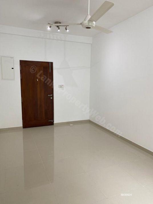 Apartment for rent in Athurugiriya