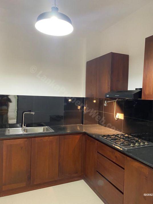 Apartment for rent in Athurugiriya