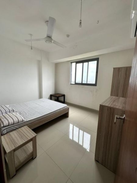 Bedroom - Oval view/Furnished/2 beds/Apartment for rent in Colombo 8