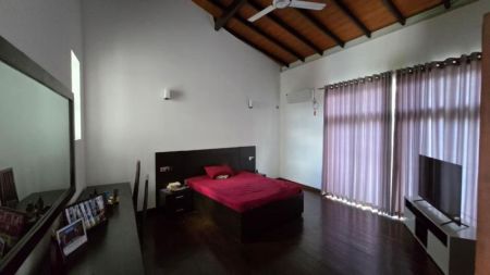 Bedroom - 2 Story House for Sale in Temple Road, Talawathugoda - EH380