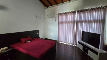 Bedroom - 2 Story House for Sale in Temple Road, Talawathugoda - EH380