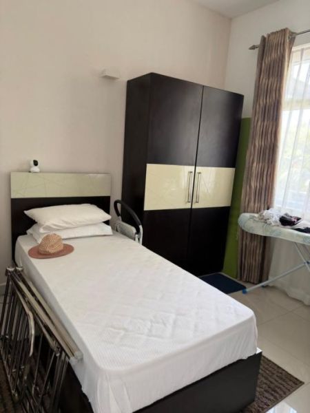 Bedroom - 3 Bedroom House for Sale - Boralesgamuwa | LKR 57,000,000 (EM646)