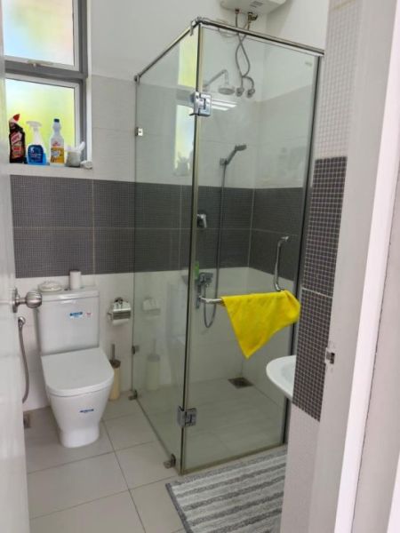 Bathroom - 3 Bedroom House for Sale - Boralesgamuwa | LKR 57,000,000 (EM646)