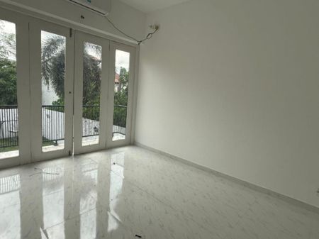 Exterior - 5 Bedroom House for Rent - Thalawathugoda | LKR 700,000 (EM647)