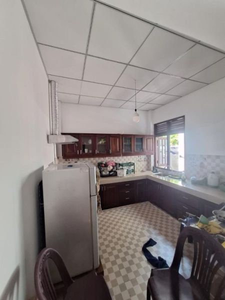 Kitchen - Single Story 4 Bedrooms House For Sale in Piliyandala - EH392