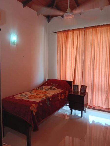 Bedroom - Modern 5 Bedrooms Unfurnished House For Sale in Pannipitiya -EH404