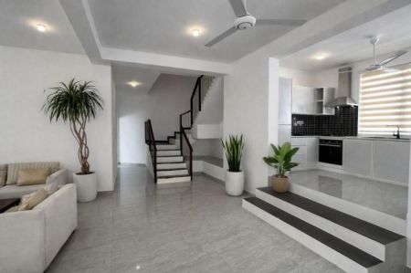 Living Room - Brand New Modern House For Sale in Lake Road, Pelawatta  - EH405