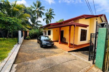Exterior - (S1383) 17 Perch Land With Two Storey House for sale in Ranala Kaduwela