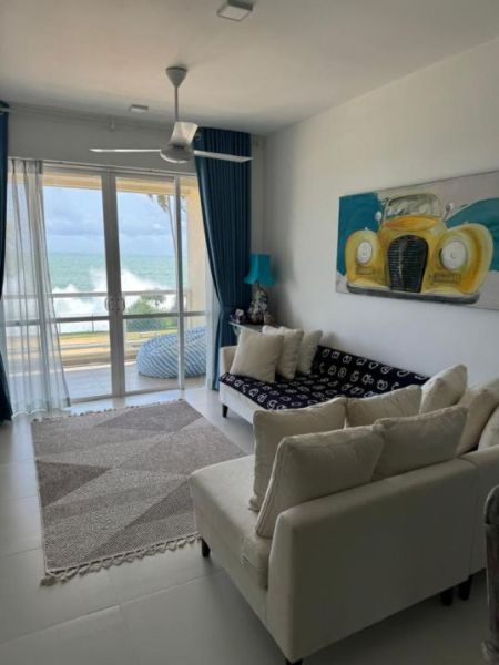 Living Room - (KAR861) Luxury Beachfront Apartment for Rent in Uswetakeiyawa