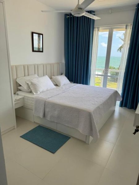 Bedroom - (KAR861) Luxury Beachfront Apartment for Rent in Uswetakeiyawa