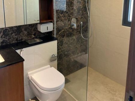Bathroom - Apartment for Sale - Capitol TwinPeaks - Colombo 02 | LKR 90,000,000