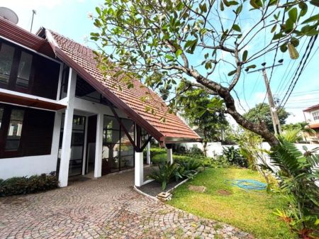 Exterior - Ultra-Luxury Modern House for Sale – Battaramulla
